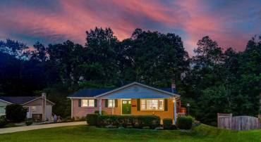 6803 HOUNDMASTER RD, SPRINGFIELD, Virginia 22152, 4 Bedrooms Bedrooms, ,3 BathroomsBathrooms,Residential,For sale,6803 HOUNDMASTER RD,VAFX2255154 MLS # VAFX2255154