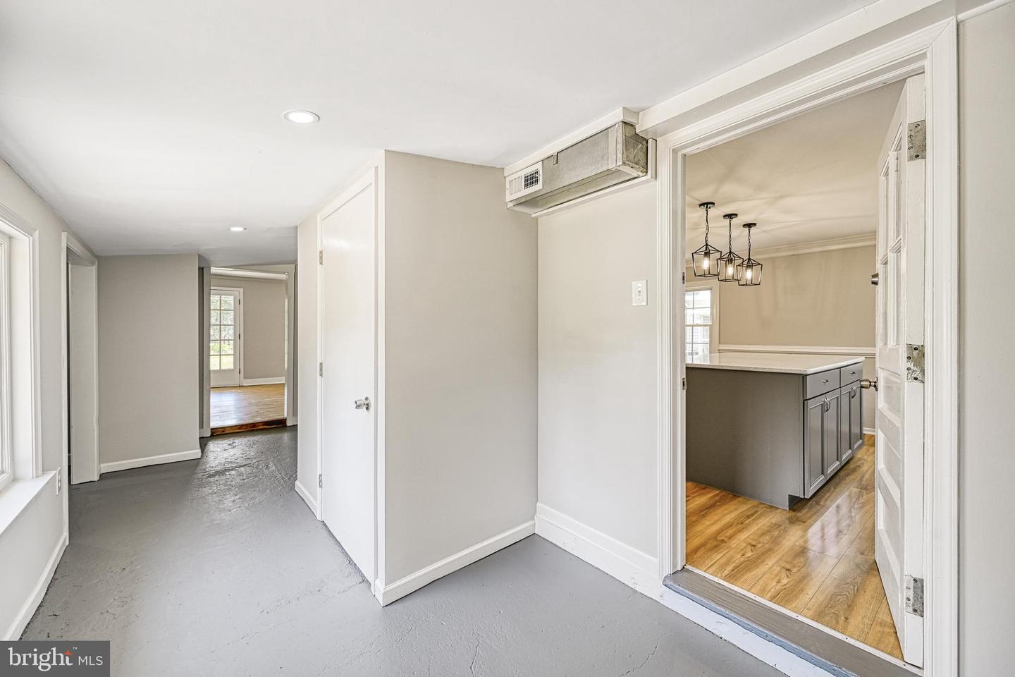14040 W PATRICK HENRY RD, DOSWELL, Virginia 23047, 3 Bedrooms Bedrooms, 6 Rooms Rooms,2 BathroomsBathrooms,Residential,For sale,14040 W PATRICK HENRY RD,VAHA2001036 MLS # VAHA2001036