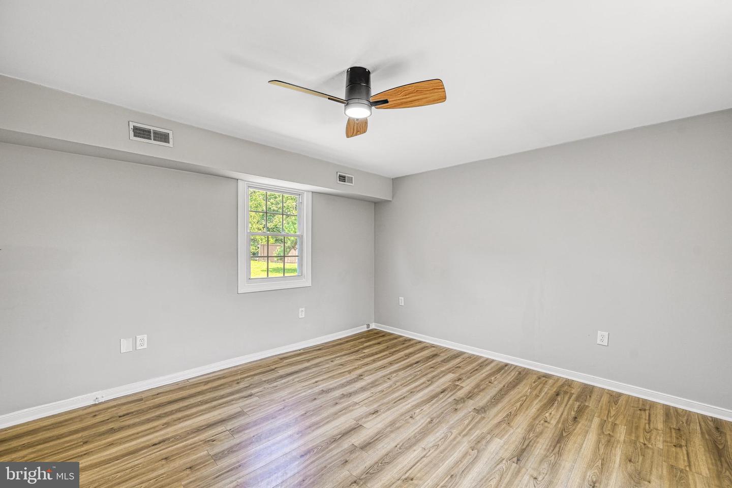 14040 W PATRICK HENRY RD, DOSWELL, Virginia 23047, 3 Bedrooms Bedrooms, 6 Rooms Rooms,2 BathroomsBathrooms,Residential,For sale,14040 W PATRICK HENRY RD,VAHA2001036 MLS # VAHA2001036