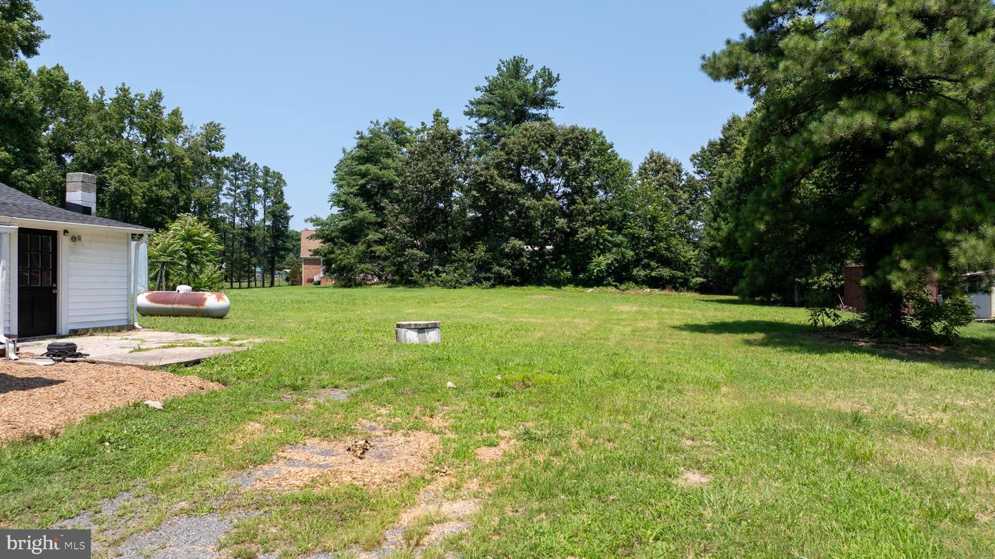 14040 W PATRICK HENRY RD, DOSWELL, Virginia 23047, 3 Bedrooms Bedrooms, 6 Rooms Rooms,2 BathroomsBathrooms,Residential,For sale,14040 W PATRICK HENRY RD,VAHA2001036 MLS # VAHA2001036