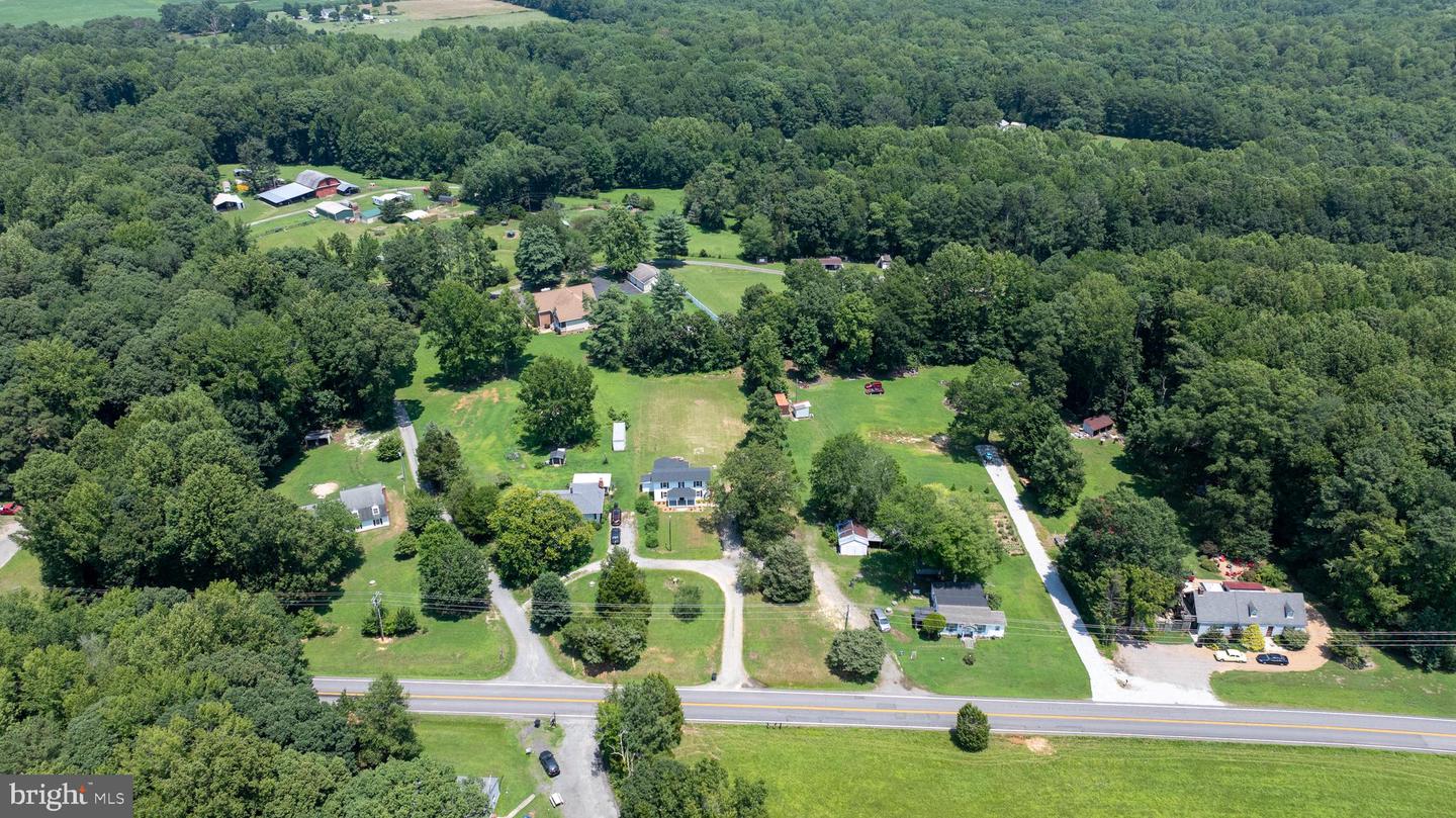 14040 W PATRICK HENRY RD, DOSWELL, Virginia 23047, 3 Bedrooms Bedrooms, 6 Rooms Rooms,2 BathroomsBathrooms,Residential,For sale,14040 W PATRICK HENRY RD,VAHA2001036 MLS # VAHA2001036