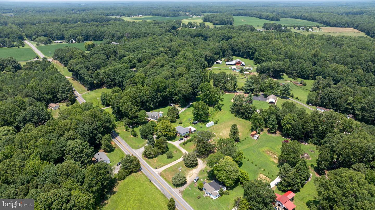 14040 W PATRICK HENRY RD, DOSWELL, Virginia 23047, 3 Bedrooms Bedrooms, 6 Rooms Rooms,2 BathroomsBathrooms,Residential,For sale,14040 W PATRICK HENRY RD,VAHA2001036 MLS # VAHA2001036