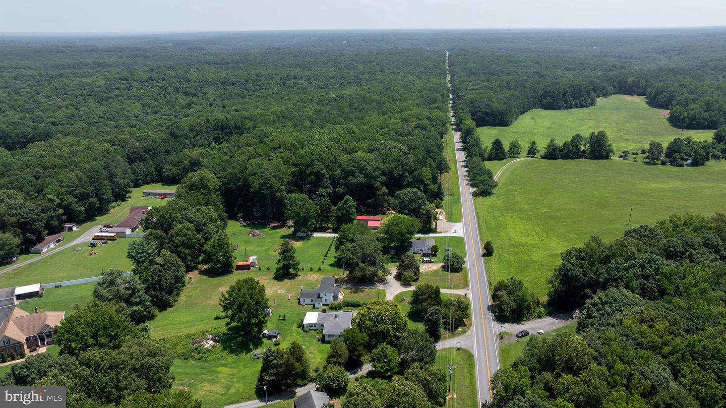 14040 W PATRICK HENRY RD, DOSWELL, Virginia 23047, 3 Bedrooms Bedrooms, 6 Rooms Rooms,2 BathroomsBathrooms,Residential,For sale,14040 W PATRICK HENRY RD,VAHA2001036 MLS # VAHA2001036