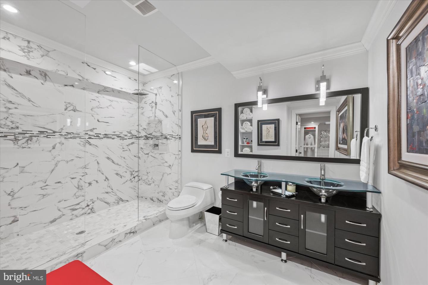 1678 HUNTING CREST WAY, VIENNA, Virginia 22182, 4 Bedrooms Bedrooms, ,5 BathroomsBathrooms,Residential,For sale,1678 HUNTING CREST WAY,VAFX2255106 MLS # VAFX2255106
