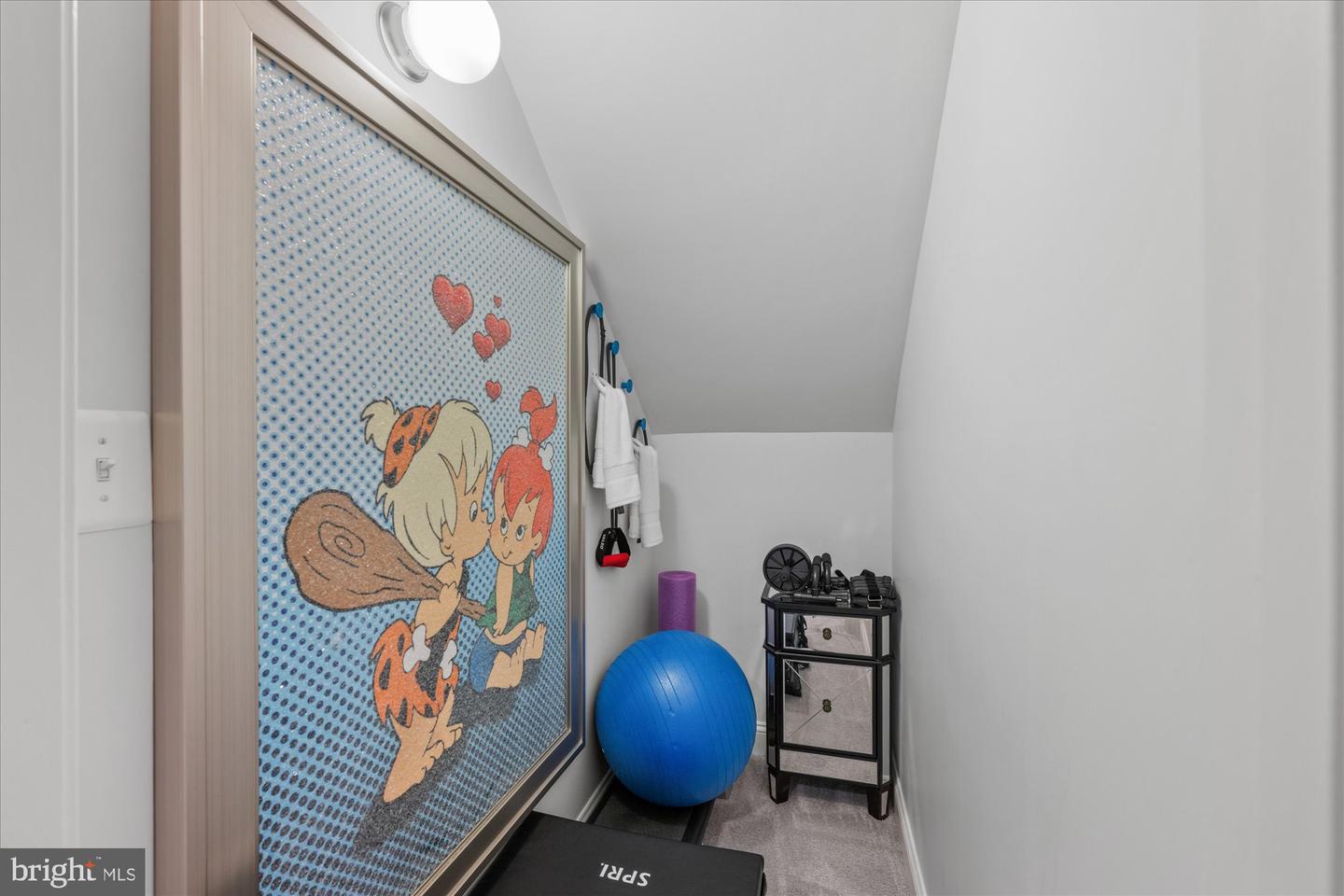 1678 HUNTING CREST WAY, VIENNA, Virginia 22182, 4 Bedrooms Bedrooms, ,5 BathroomsBathrooms,Residential,For sale,1678 HUNTING CREST WAY,VAFX2255106 MLS # VAFX2255106