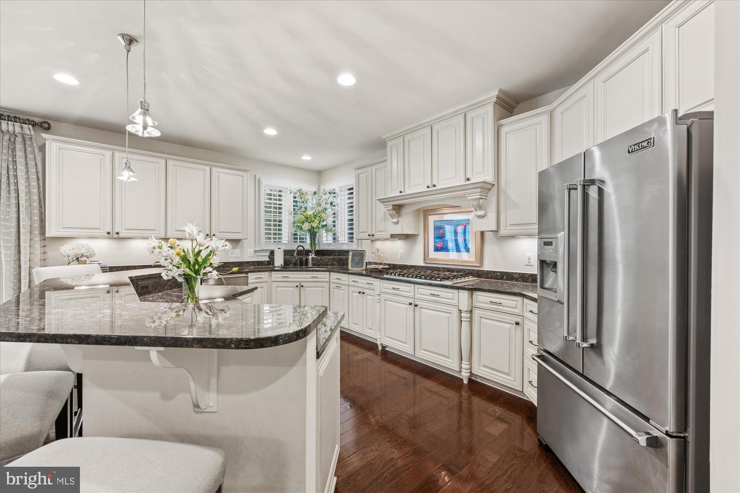 1678 HUNTING CREST WAY, VIENNA, Virginia 22182, 4 Bedrooms Bedrooms, ,5 BathroomsBathrooms,Residential,For sale,1678 HUNTING CREST WAY,VAFX2255106 MLS # VAFX2255106