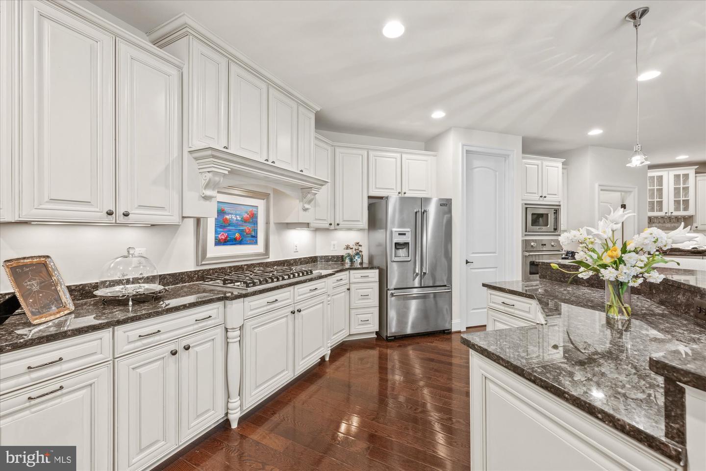 1678 HUNTING CREST WAY, VIENNA, Virginia 22182, 4 Bedrooms Bedrooms, ,5 BathroomsBathrooms,Residential,For sale,1678 HUNTING CREST WAY,VAFX2255106 MLS # VAFX2255106