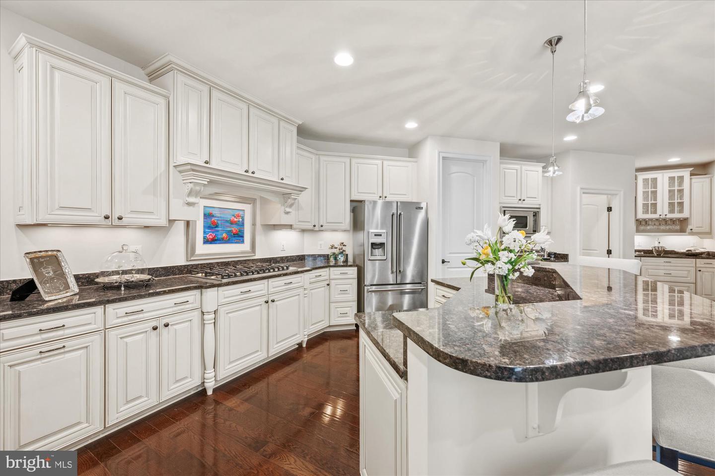 1678 HUNTING CREST WAY, VIENNA, Virginia 22182, 4 Bedrooms Bedrooms, ,5 BathroomsBathrooms,Residential,For sale,1678 HUNTING CREST WAY,VAFX2255106 MLS # VAFX2255106