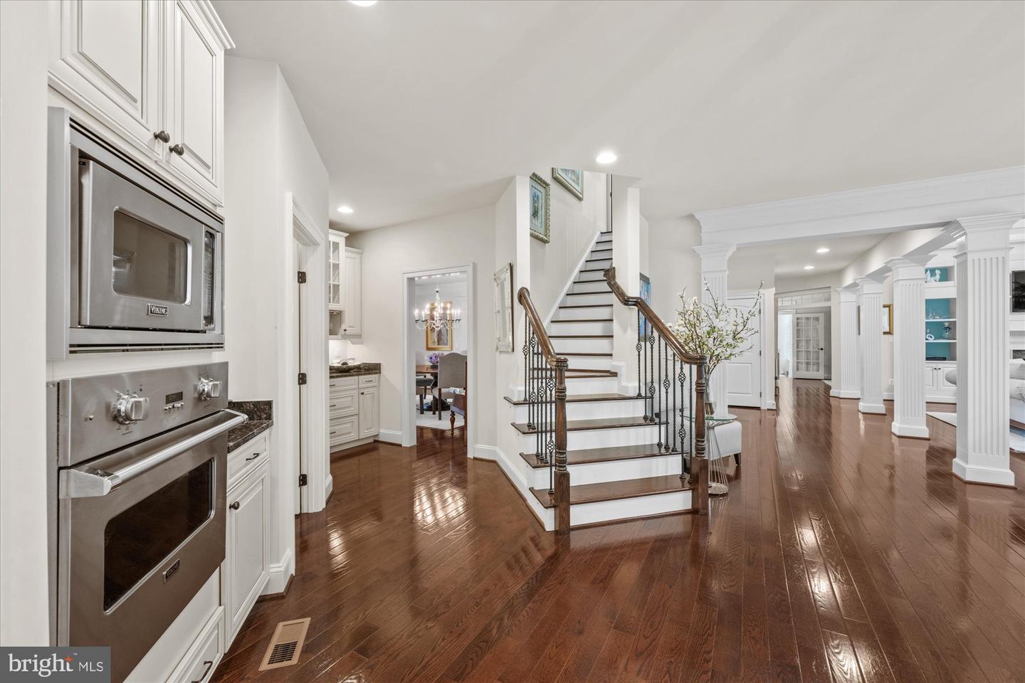 1678 HUNTING CREST WAY, VIENNA, Virginia 22182, 4 Bedrooms Bedrooms, ,5 BathroomsBathrooms,Residential,For sale,1678 HUNTING CREST WAY,VAFX2255106 MLS # VAFX2255106