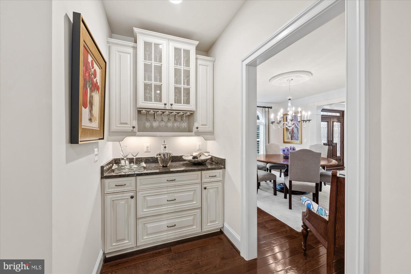 1678 HUNTING CREST WAY, VIENNA, Virginia 22182, 4 Bedrooms Bedrooms, ,5 BathroomsBathrooms,Residential,For sale,1678 HUNTING CREST WAY,VAFX2255106 MLS # VAFX2255106