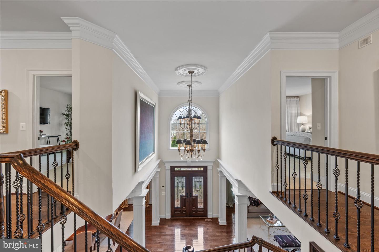 1678 HUNTING CREST WAY, VIENNA, Virginia 22182, 4 Bedrooms Bedrooms, ,5 BathroomsBathrooms,Residential,For sale,1678 HUNTING CREST WAY,VAFX2255106 MLS # VAFX2255106