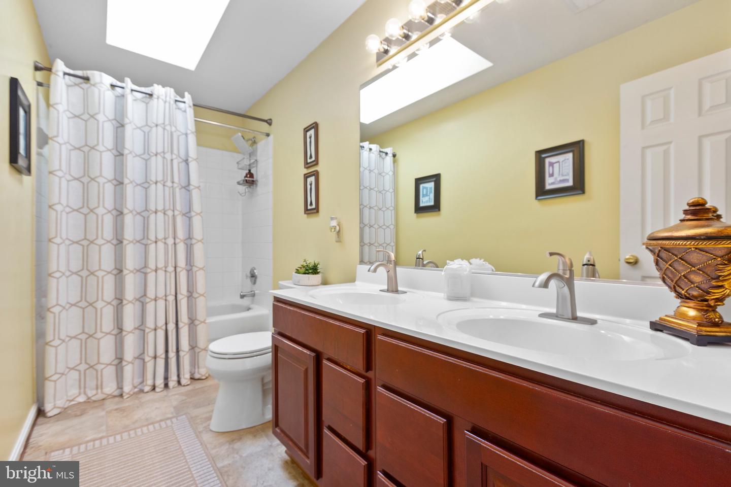 75 PORTLAND DR, FREDERICKSBURG, Virginia 22405, 4 Bedrooms Bedrooms, ,2 BathroomsBathrooms,Residential,For sale,75 PORTLAND DR,VAST2040774 MLS # VAST2040774