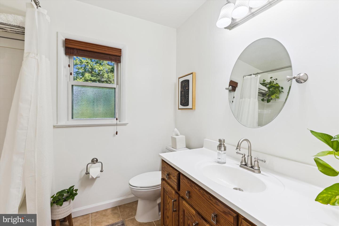 6916 PACIFIC LN, ANNANDALE, Virginia 22003, 4 Bedrooms Bedrooms, ,3 BathroomsBathrooms,Residential,For sale,6916 PACIFIC LN,VAFX2255168 MLS # VAFX2255168