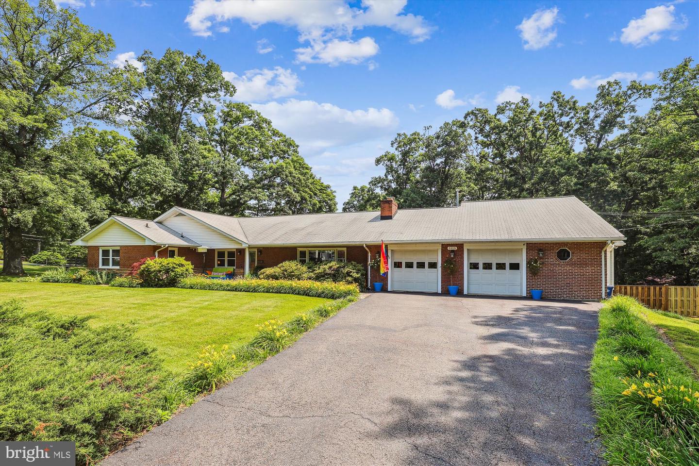 6916 PACIFIC LN, ANNANDALE, Virginia 22003, 4 Bedrooms Bedrooms, ,3 BathroomsBathrooms,Residential,For sale,6916 PACIFIC LN,VAFX2255168 MLS # VAFX2255168