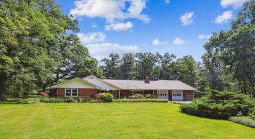 6916 PACIFIC LN, ANNANDALE, Virginia 22003, 4 Bedrooms Bedrooms, ,3 BathroomsBathrooms,Residential,For sale,6916 PACIFIC LN,VAFX2255168 MLS # VAFX2255168