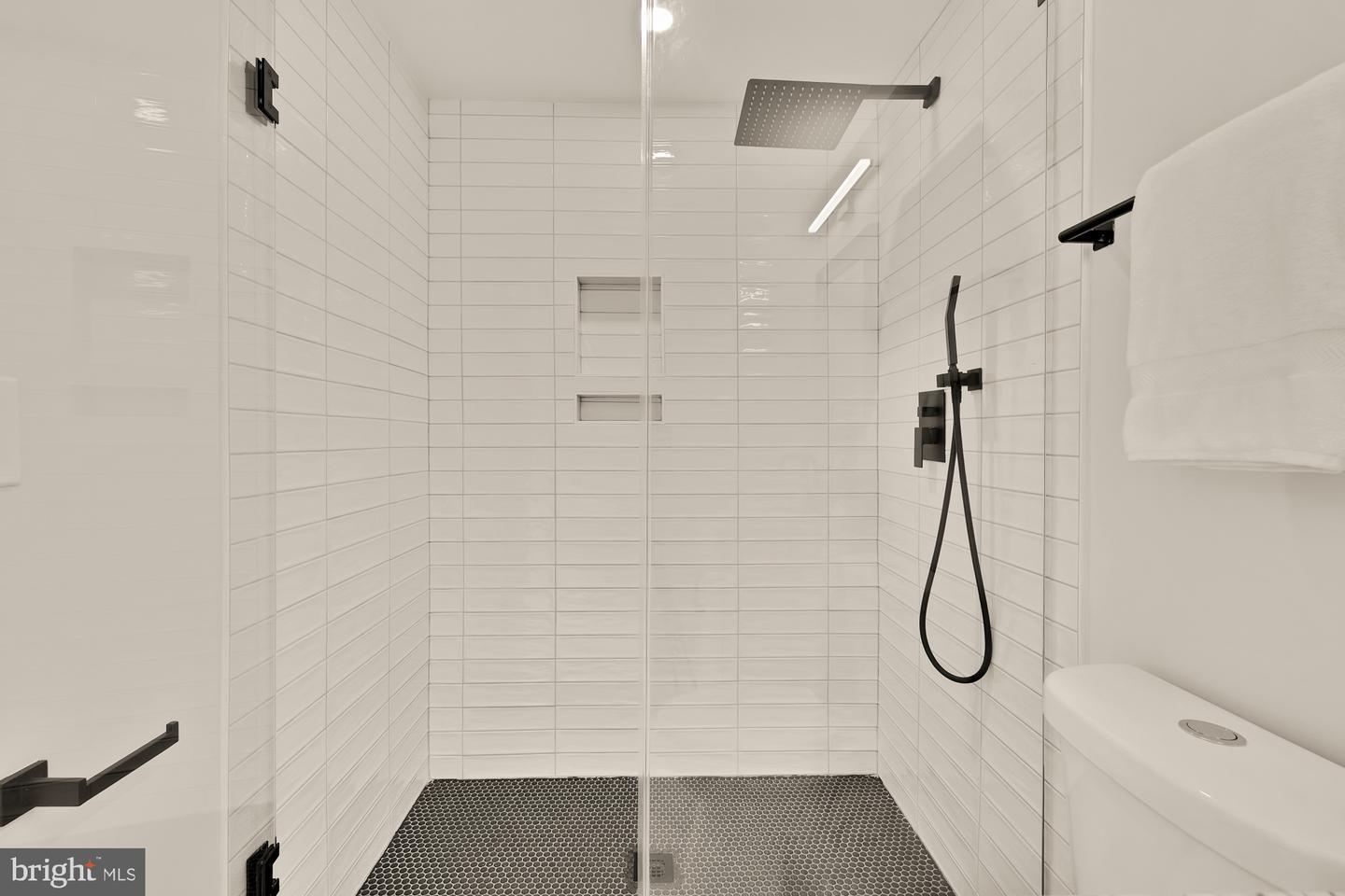2610 41ST ST NW #5, WASHINGTON, District Of Columbia 20007, 2 Bedrooms Bedrooms, ,2 BathroomsBathrooms,Residential,For sale,2610 41ST ST NW #5,DCDC2210144 MLS # DCDC2210144
