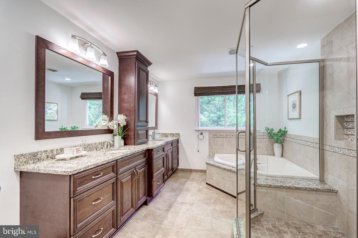 43968 BIDWELL CT, ASHBURN, Virginia 20147, 4 Bedrooms Bedrooms, ,3 BathroomsBathrooms,Residential,For sale,43968 BIDWELL CT,VALO2101996 MLS # VALO2101996