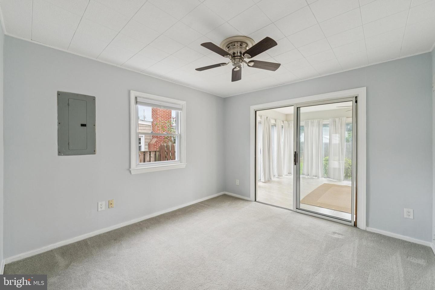 6729 WILLIAMS DR, ALEXANDRIA, Virginia 22307, 4 Bedrooms Bedrooms, 7 Rooms Rooms,1 BathroomBathrooms,Residential,For sale,6729 WILLIAMS DR,VAFX2255316 MLS # VAFX2255316