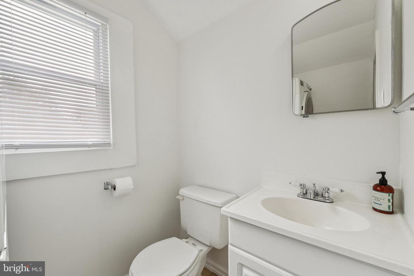 6729 WILLIAMS DR, ALEXANDRIA, Virginia 22307, 4 Bedrooms Bedrooms, 7 Rooms Rooms,1 BathroomBathrooms,Residential,For sale,6729 WILLIAMS DR,VAFX2255316 MLS # VAFX2255316