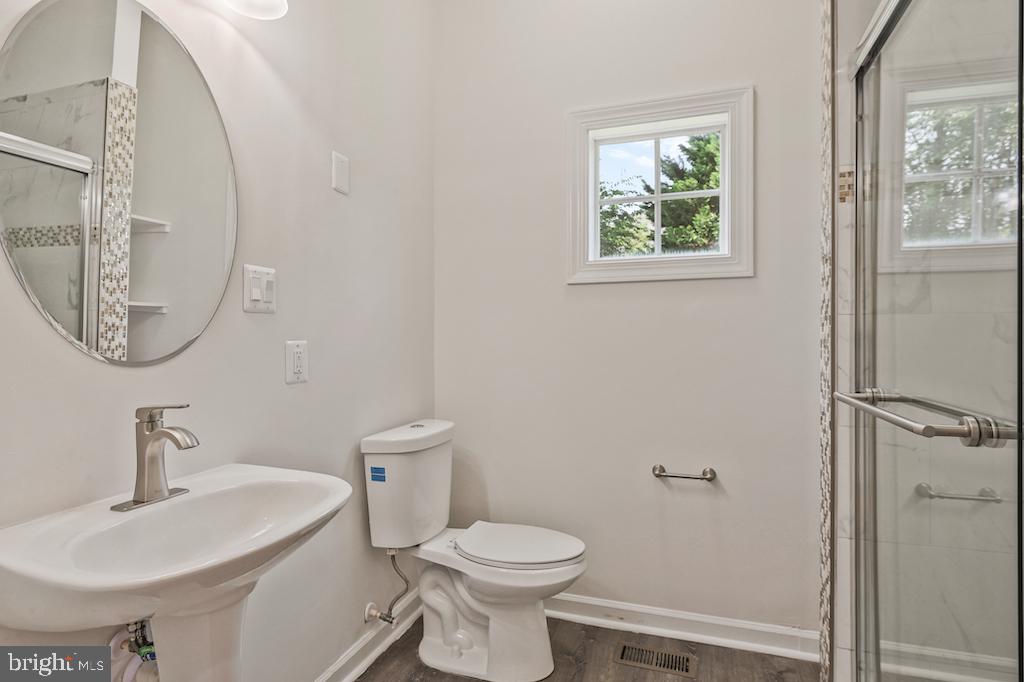 27486 PADDOCK TRAIL PL, CHANTILLY, Virginia 20152, 5 Bedrooms Bedrooms, ,5 BathroomsBathrooms,Residential,For sale,27486 PADDOCK TRAIL PL,VALO2102066 MLS # VALO2102066