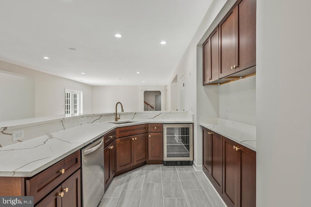 27486 PADDOCK TRAIL PL, CHANTILLY, Virginia 20152, 5 Bedrooms Bedrooms, ,5 BathroomsBathrooms,Residential,For sale,27486 PADDOCK TRAIL PL,VALO2102066 MLS # VALO2102066