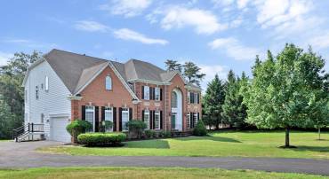 27486 PADDOCK TRAIL PL, CHANTILLY, Virginia 20152, 5 Bedrooms Bedrooms, ,5 BathroomsBathrooms,Residential,For sale,27486 PADDOCK TRAIL PL,VALO2102066 MLS # VALO2102066