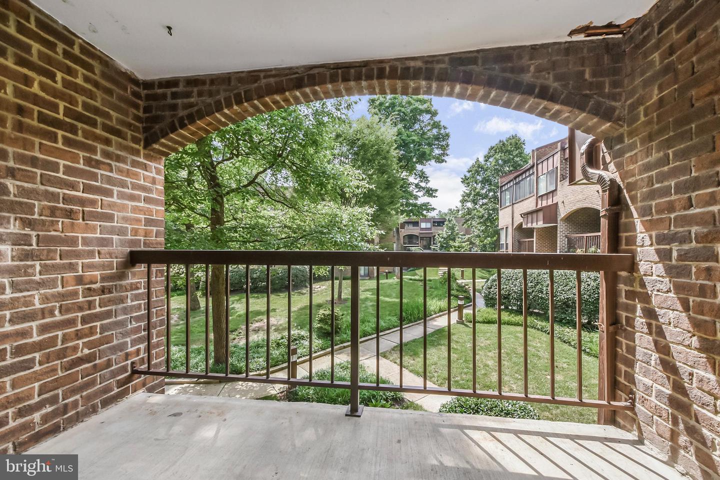 11224 CHESTNUT GROVE SQ #228, RESTON, Virginia 20190, 2 Bedrooms Bedrooms, ,1 BathroomBathrooms,Residential,For sale,11224 CHESTNUT GROVE SQ #228,VAFX2255350 MLS # VAFX2255350