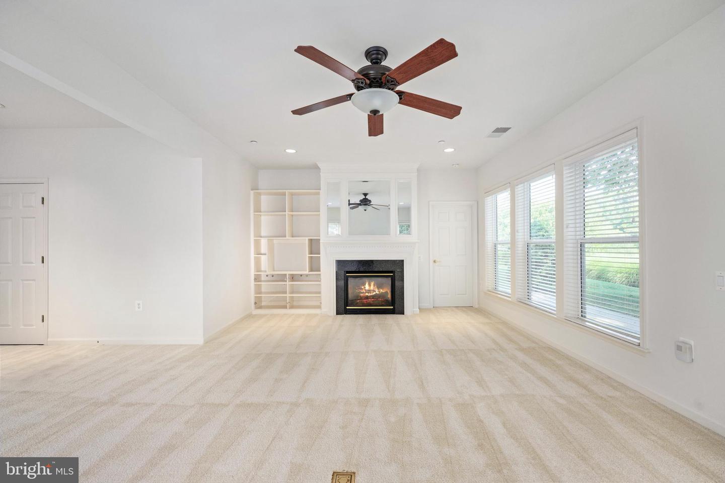 109 SMITHFIELD WAY, FREDERICKSBURG, Virginia 22406, 2 Bedrooms Bedrooms, ,2 BathroomsBathrooms,Residential,For sale,109 SMITHFIELD WAY,VAST2040794 MLS # VAST2040794