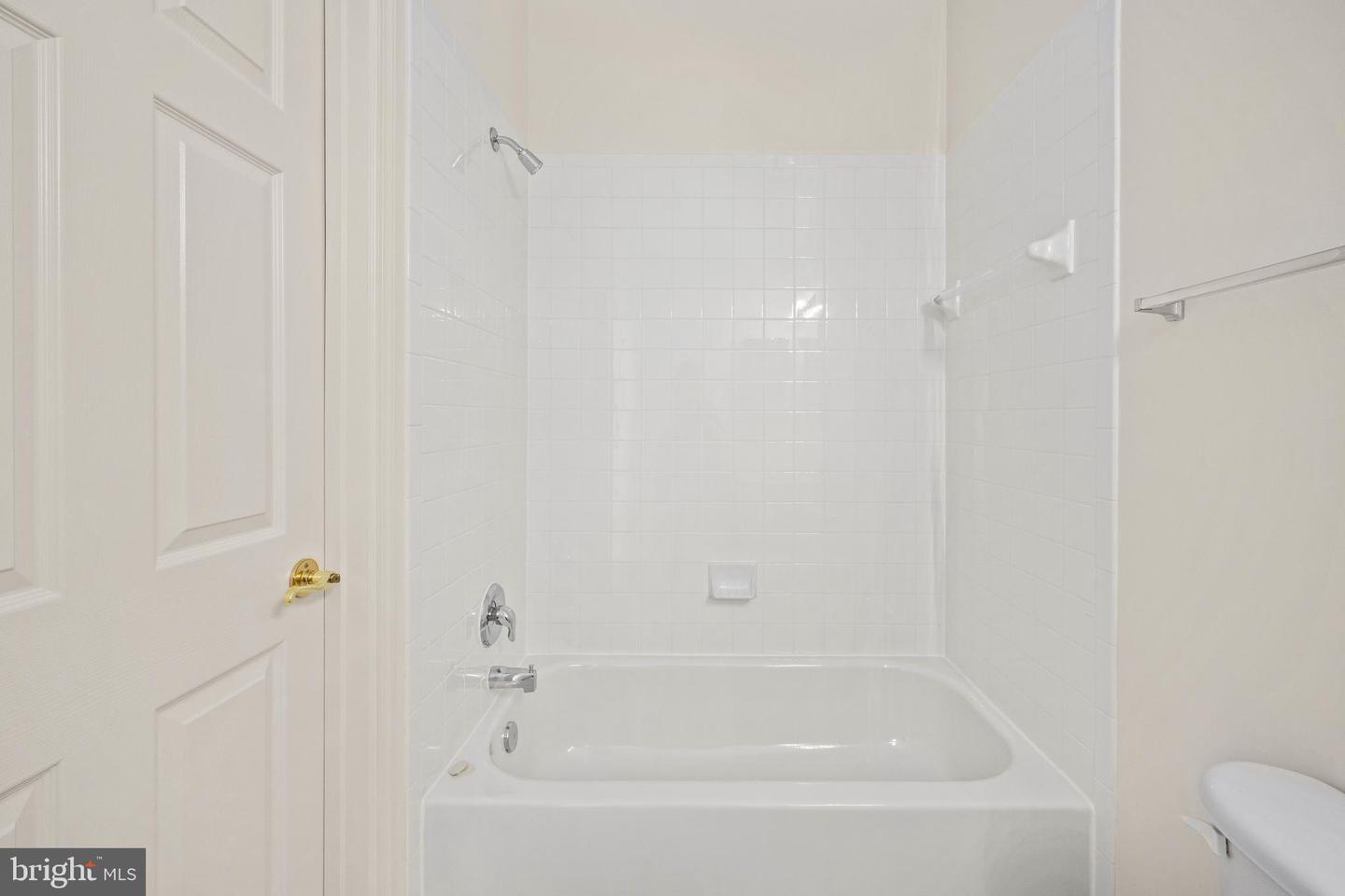 109 SMITHFIELD WAY, FREDERICKSBURG, Virginia 22406, 2 Bedrooms Bedrooms, ,2 BathroomsBathrooms,Residential,For sale,109 SMITHFIELD WAY,VAST2040794 MLS # VAST2040794