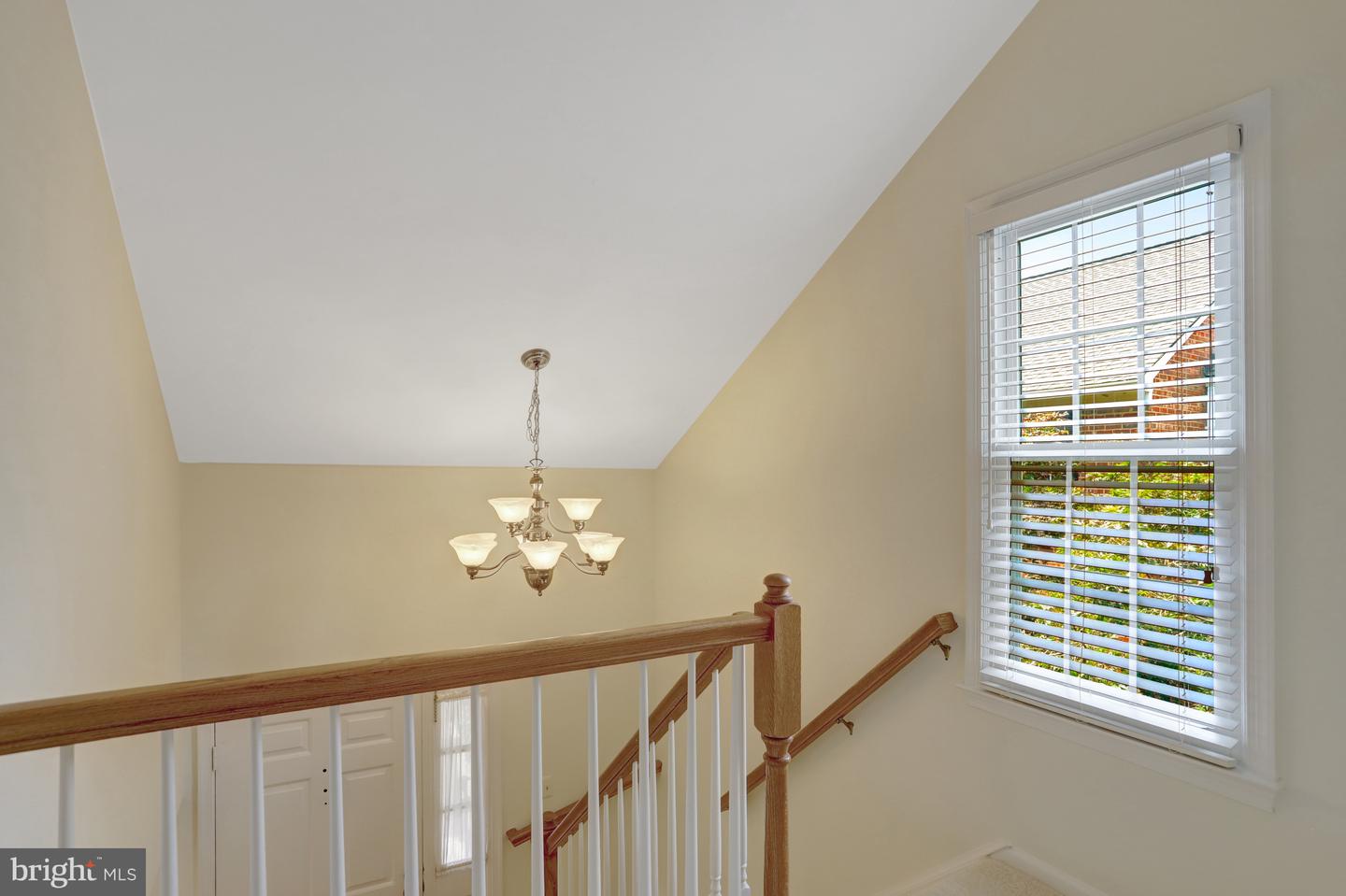 2408-A S WALTER REED DR S #1, ARLINGTON, Virginia 22206, 3 Bedrooms Bedrooms, ,2 BathroomsBathrooms,Residential,For sale,2408-A S WALTER REED DR S #1,VAAR2060674 MLS # VAAR2060674