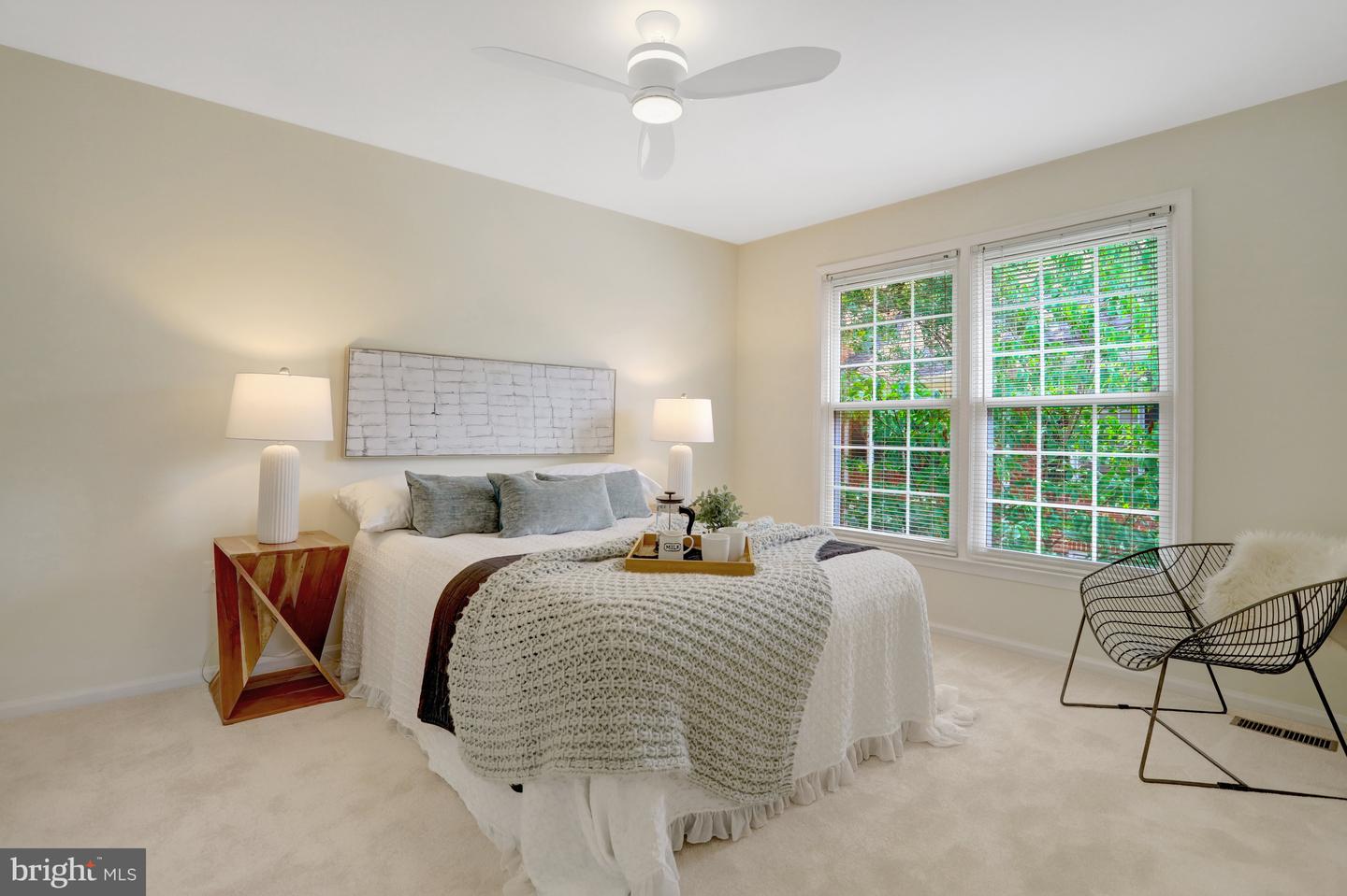 2408-A S WALTER REED DR S #1, ARLINGTON, Virginia 22206, 3 Bedrooms Bedrooms, ,2 BathroomsBathrooms,Residential,For sale,2408-A S WALTER REED DR S #1,VAAR2060674 MLS # VAAR2060674