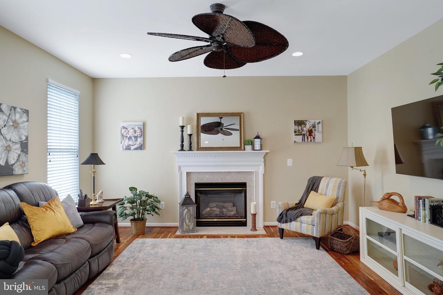 18008 DENSWORTH MEWS, GAINESVILLE, Virginia 20155, 4 Bedrooms Bedrooms, ,3 BathroomsBathrooms,Residential,For sale,18008 DENSWORTH MEWS,VAPW2099164 MLS # VAPW2099164