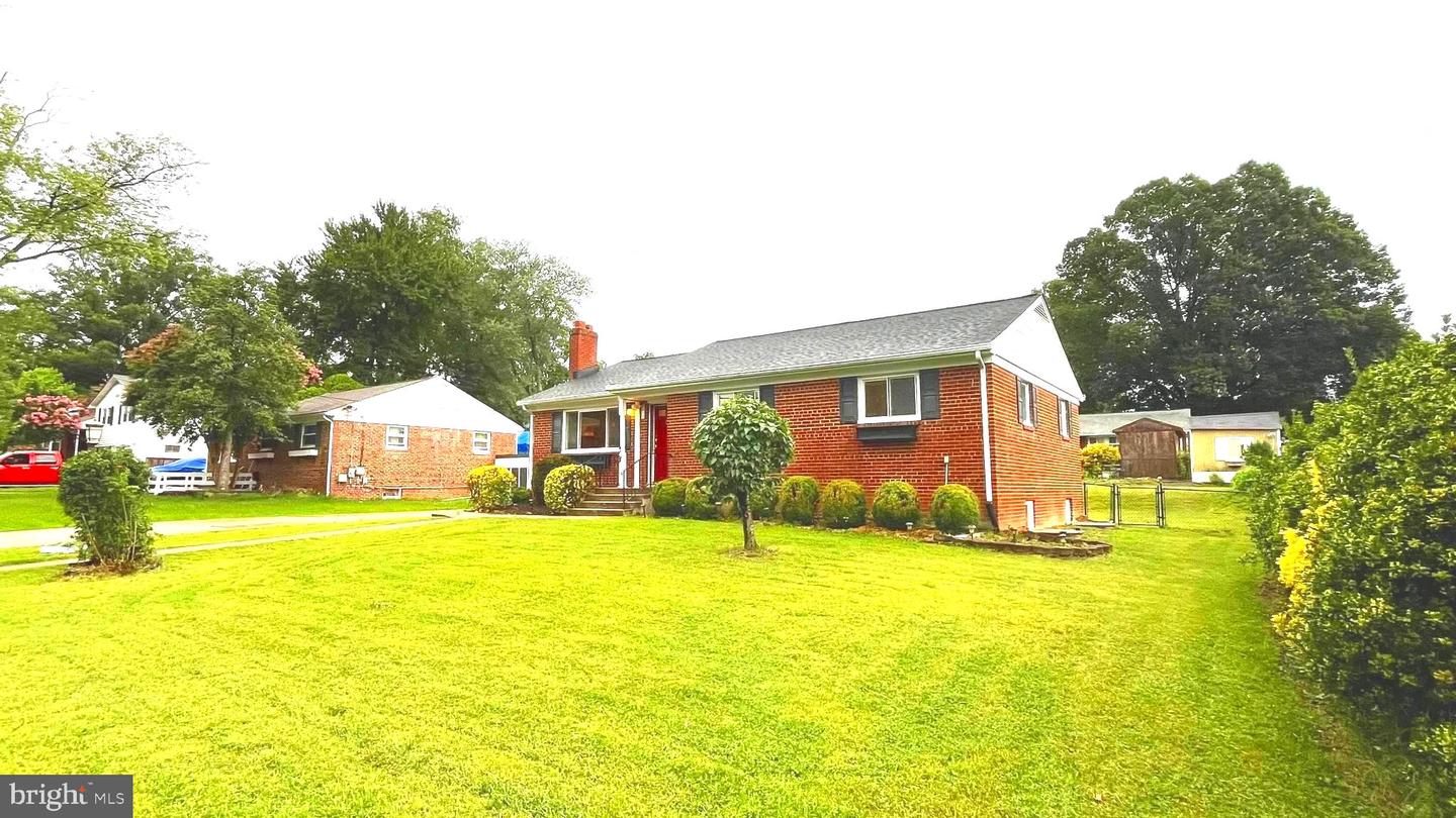 5915 AMELIA ST, SPRINGFIELD, Virginia 22150, 5 Bedrooms Bedrooms, ,2 BathroomsBathrooms,Residential,For sale,5915 AMELIA ST,VAFX2255310 MLS # VAFX2255310