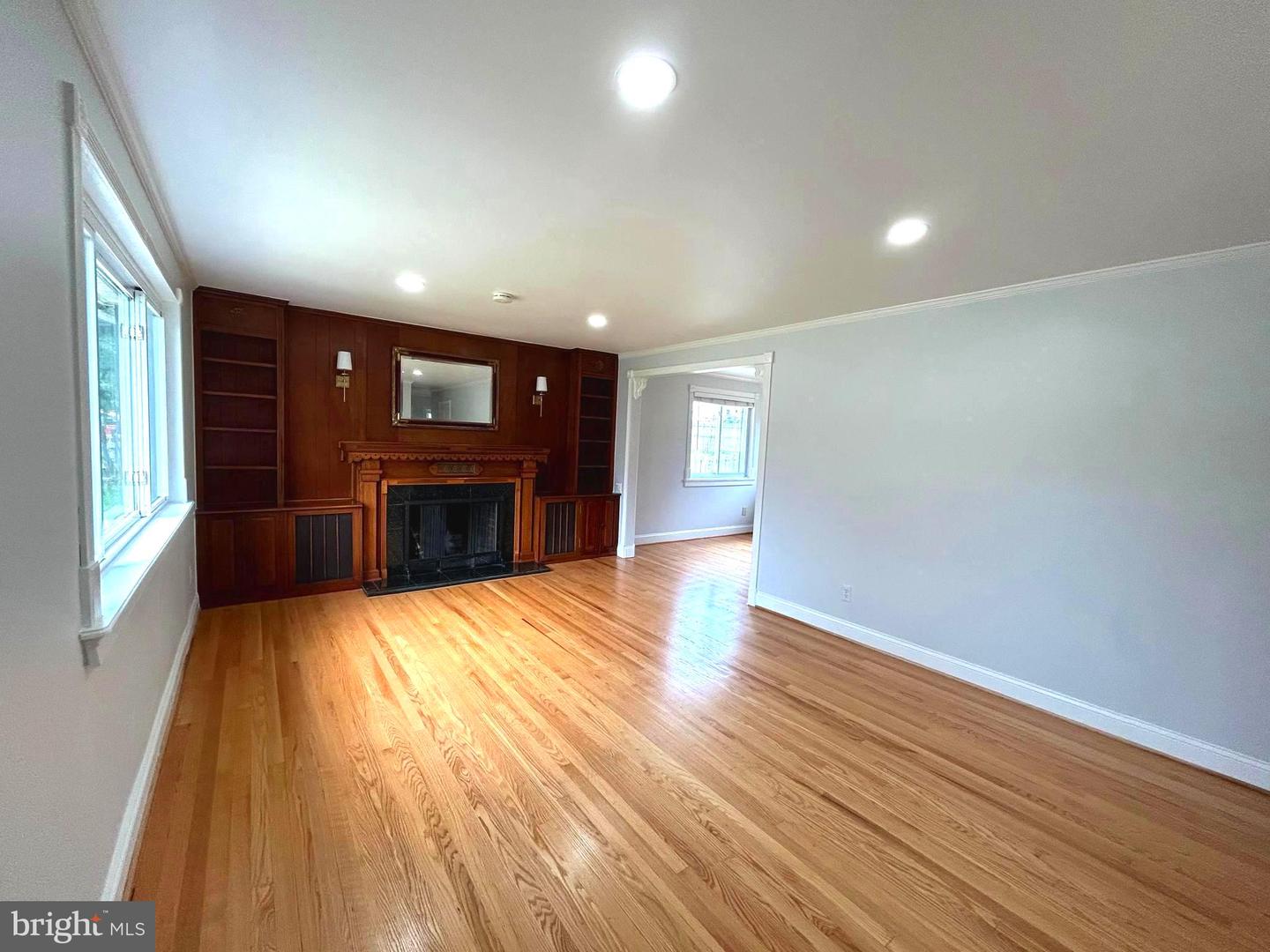 5915 AMELIA ST, SPRINGFIELD, Virginia 22150, 5 Bedrooms Bedrooms, ,2 BathroomsBathrooms,Residential,For sale,5915 AMELIA ST,VAFX2255310 MLS # VAFX2255310