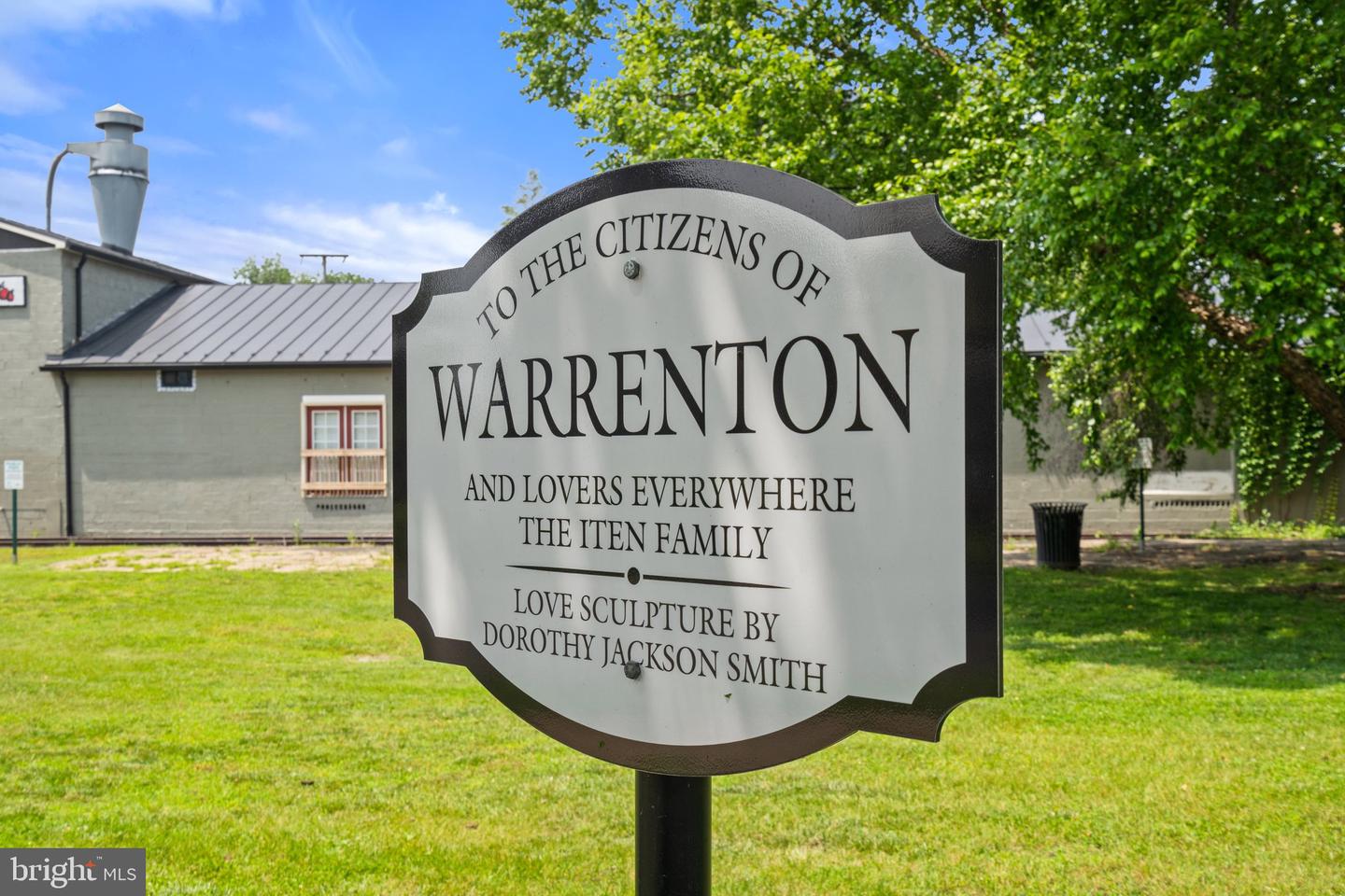 165 GREEN ST, WARRENTON, Virginia 20186, 3 Bedrooms Bedrooms, ,3 BathroomsBathrooms,Residential,For sale,165 GREEN ST,VAFQ2017440 MLS # VAFQ2017440