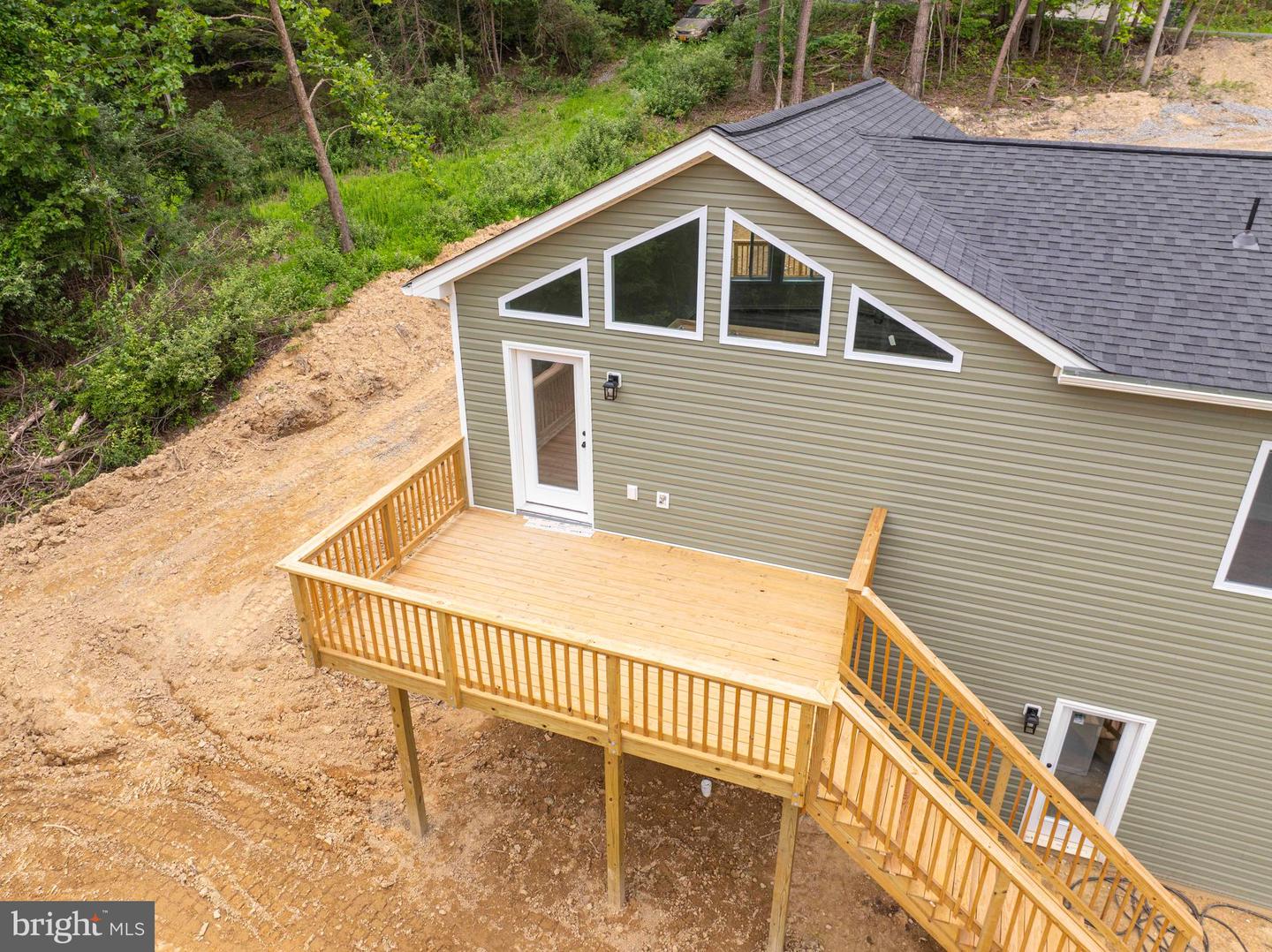 125 SPRING HOLLOW RD, FRONT ROYAL, Virginia 22630, 3 Bedrooms Bedrooms, ,2 BathroomsBathrooms,Residential,For sale,125 SPRING HOLLOW RD,VAWR2011684 MLS # VAWR2011684