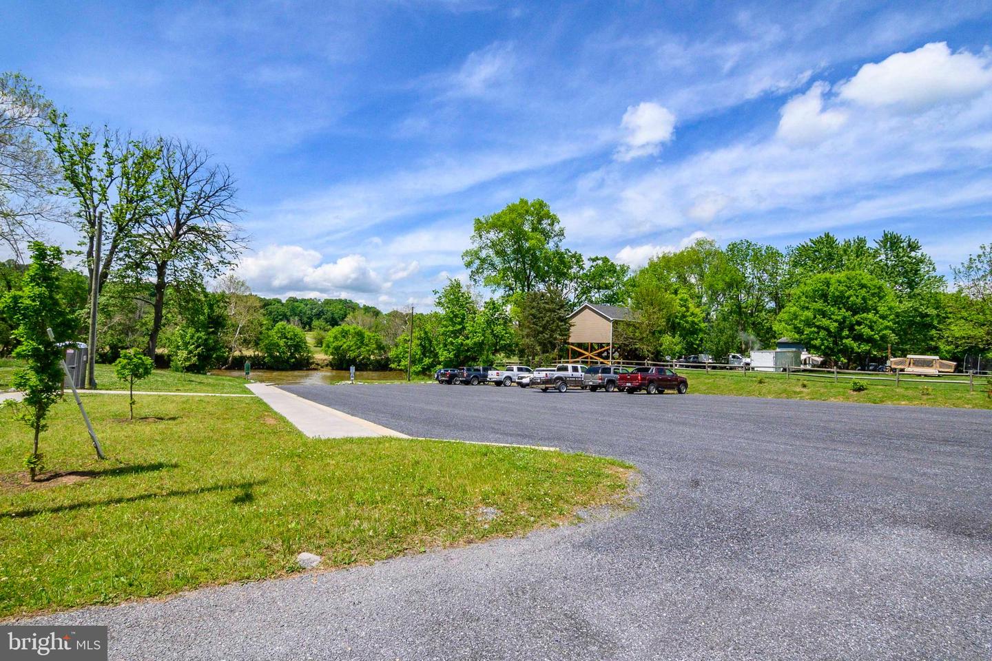 125 SPRING HOLLOW RD, FRONT ROYAL, Virginia 22630, 3 Bedrooms Bedrooms, ,2 BathroomsBathrooms,Residential,For sale,125 SPRING HOLLOW RD,VAWR2011684 MLS # VAWR2011684