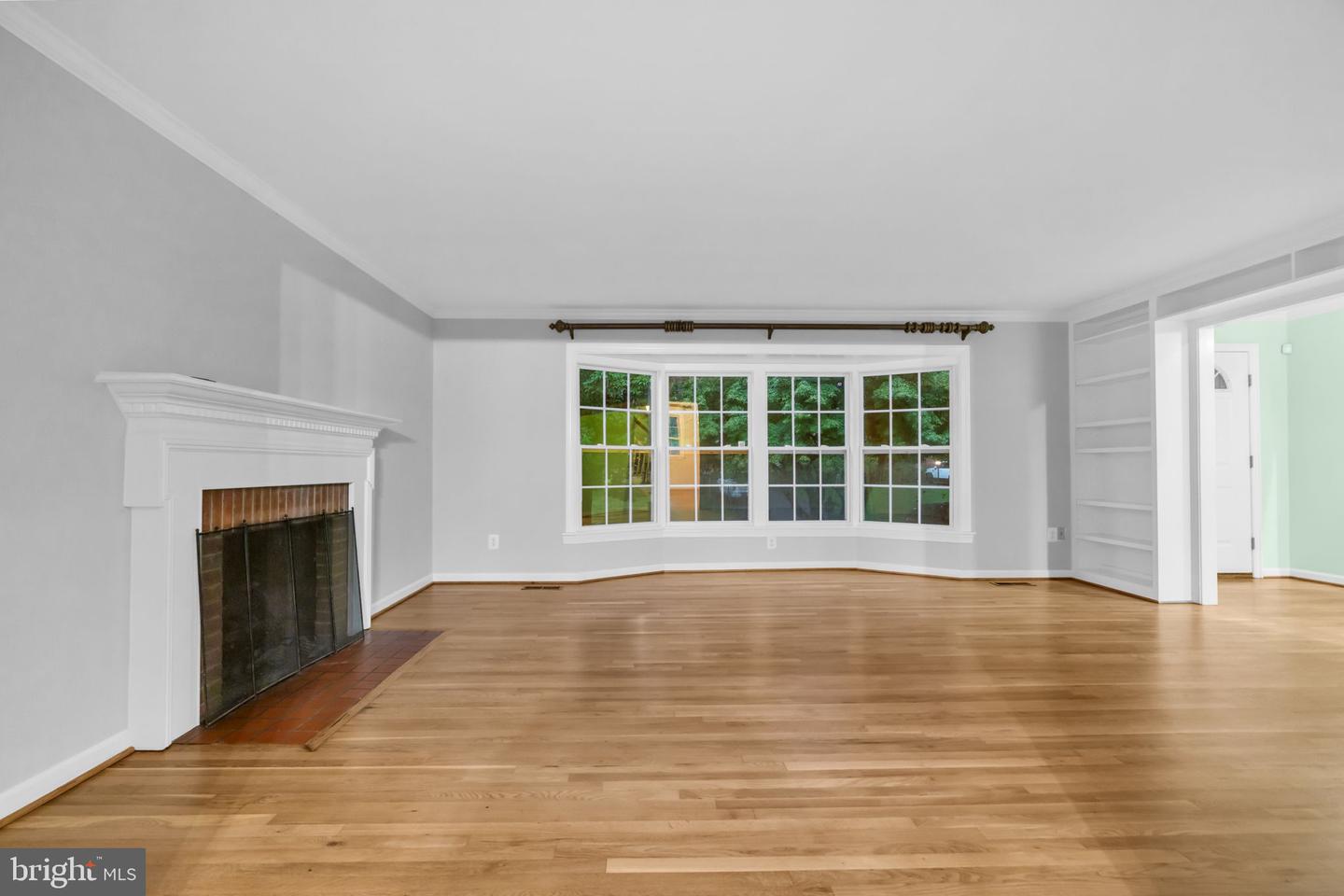 1218 KENSINGTON RD, MCLEAN, Virginia 22101, 4 Bedrooms Bedrooms, ,3 BathroomsBathrooms,Residential,For sale,1218 KENSINGTON RD,VAFX2255336 MLS # VAFX2255336