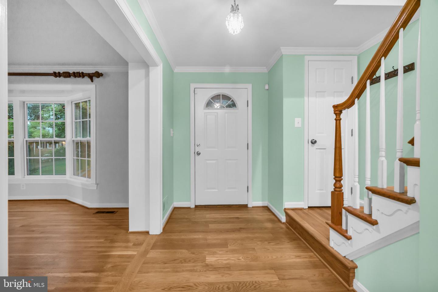 1218 KENSINGTON RD, MCLEAN, Virginia 22101, 4 Bedrooms Bedrooms, ,3 BathroomsBathrooms,Residential,For sale,1218 KENSINGTON RD,VAFX2255336 MLS # VAFX2255336