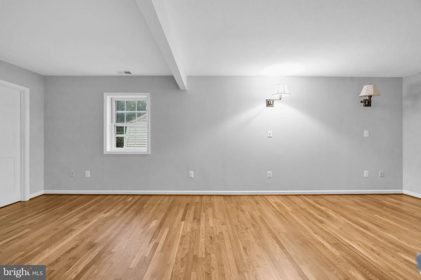 1218 KENSINGTON RD, MCLEAN, Virginia 22101, 4 Bedrooms Bedrooms, ,3 BathroomsBathrooms,Residential,For sale,1218 KENSINGTON RD,VAFX2255336 MLS # VAFX2255336
