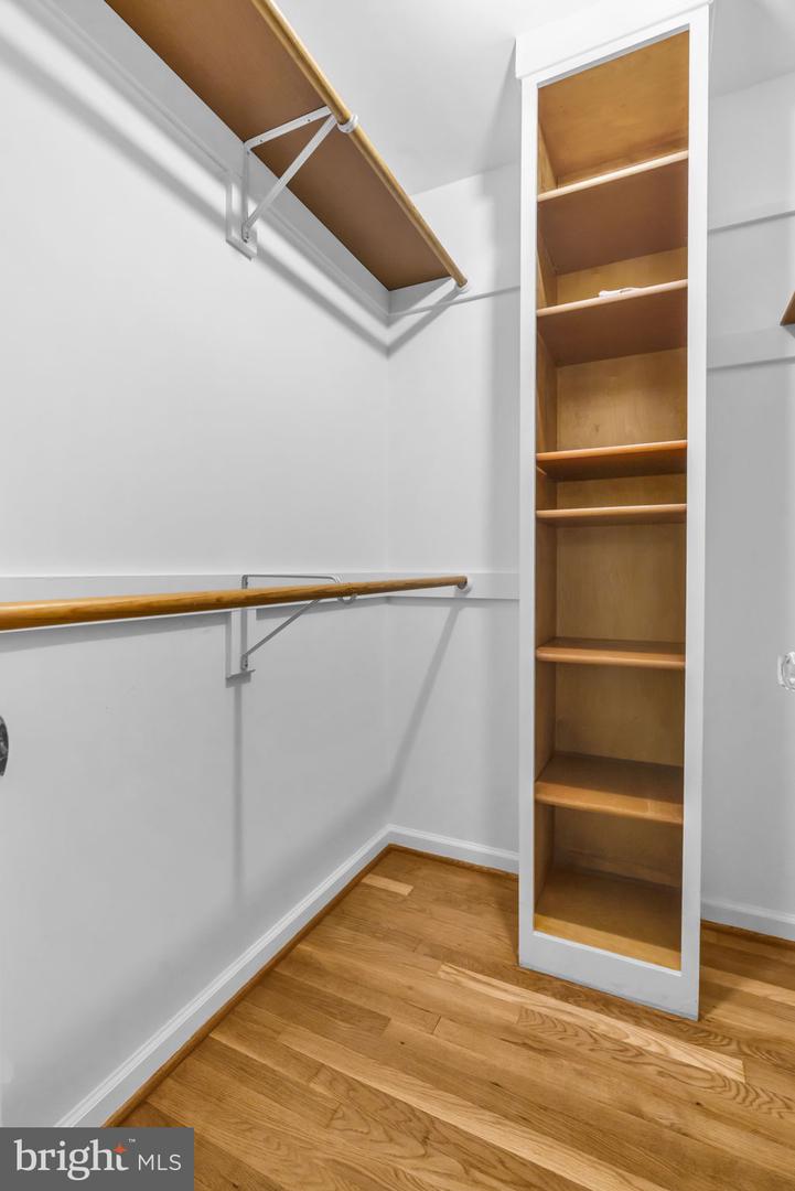 1218 KENSINGTON RD, MCLEAN, Virginia 22101, 4 Bedrooms Bedrooms, ,3 BathroomsBathrooms,Residential,For sale,1218 KENSINGTON RD,VAFX2255336 MLS # VAFX2255336