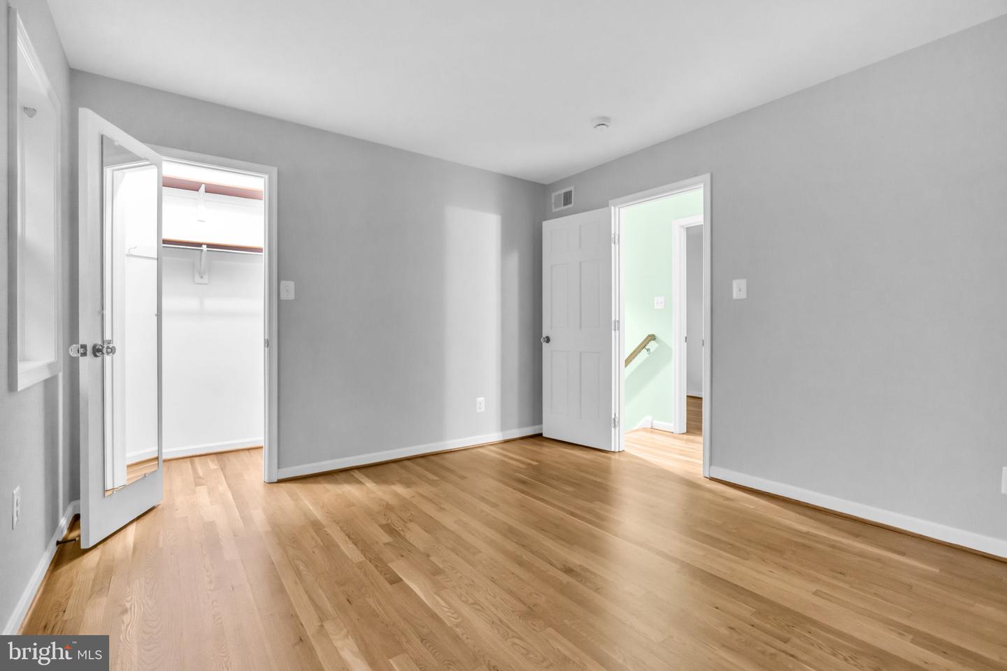 1218 KENSINGTON RD, MCLEAN, Virginia 22101, 4 Bedrooms Bedrooms, ,3 BathroomsBathrooms,Residential,For sale,1218 KENSINGTON RD,VAFX2255336 MLS # VAFX2255336