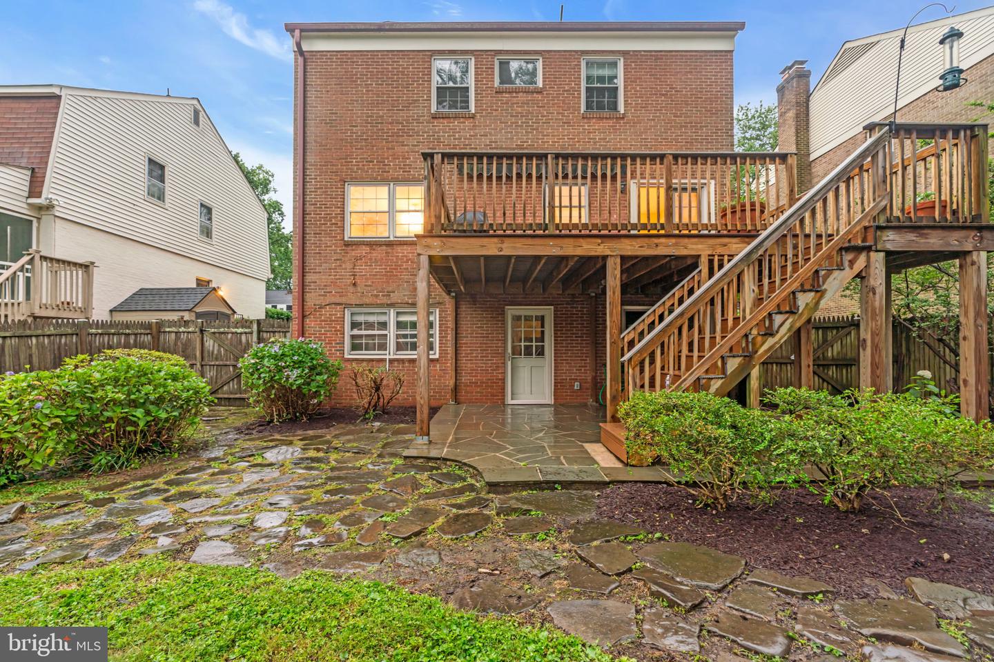 1218 KENSINGTON RD, MCLEAN, Virginia 22101, 4 Bedrooms Bedrooms, ,3 BathroomsBathrooms,Residential,For sale,1218 KENSINGTON RD,VAFX2255336 MLS # VAFX2255336