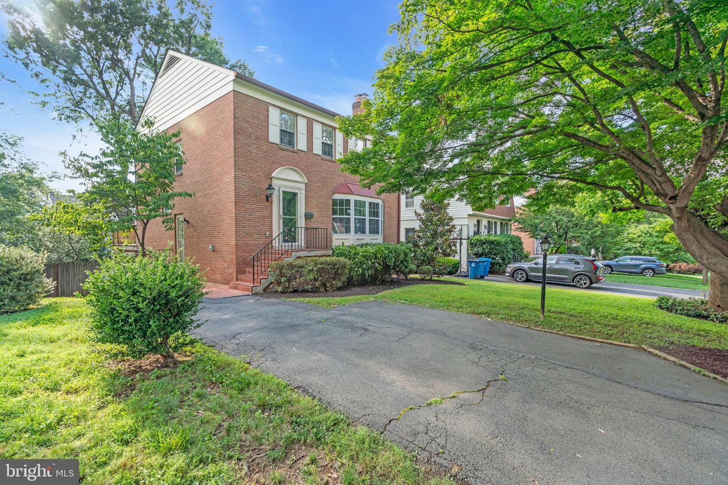 1218 KENSINGTON RD, MCLEAN, Virginia 22101, 4 Bedrooms Bedrooms, ,3 BathroomsBathrooms,Residential,For sale,1218 KENSINGTON RD,VAFX2255336 MLS # VAFX2255336