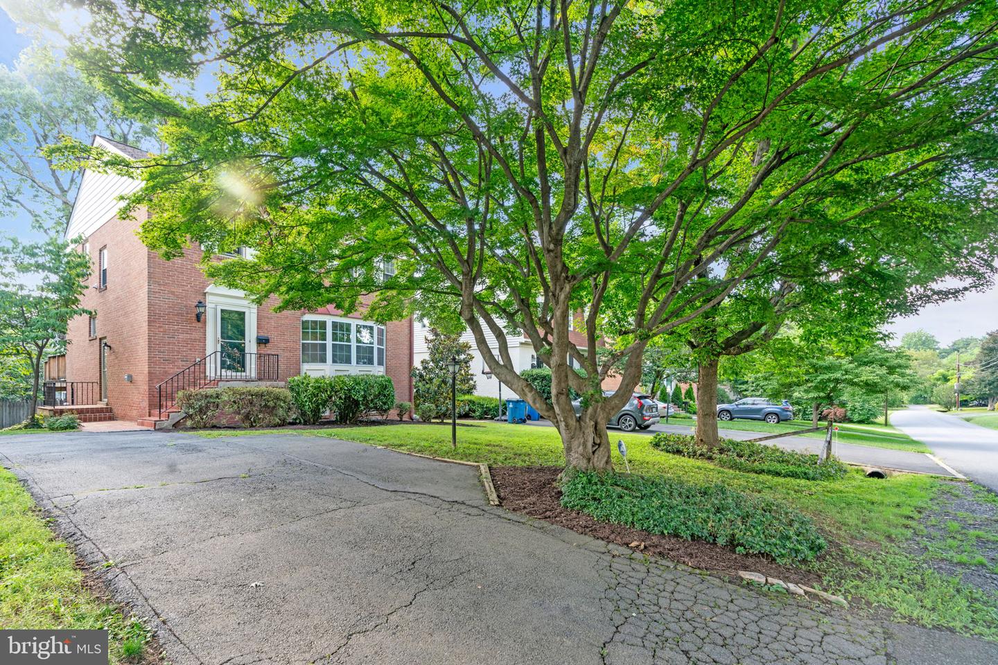 1218 KENSINGTON RD, MCLEAN, Virginia 22101, 4 Bedrooms Bedrooms, ,3 BathroomsBathrooms,Residential,For sale,1218 KENSINGTON RD,VAFX2255336 MLS # VAFX2255336