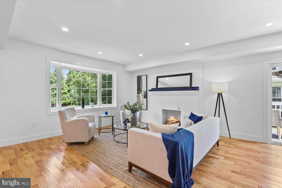 6219 WESTERN AVE NW, WASHINGTON, District Of Columbia 20015, 5 Bedrooms Bedrooms, ,3 BathroomsBathrooms,Residential,For sale,6219 WESTERN AVE NW,DCDC2210174 MLS # DCDC2210174
