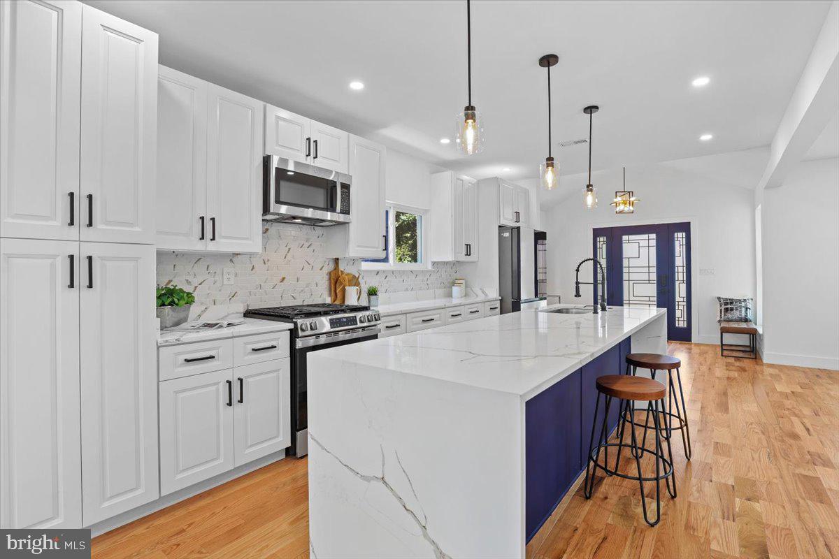 6219 WESTERN AVE NW, WASHINGTON, District Of Columbia 20015, 5 Bedrooms Bedrooms, ,3 BathroomsBathrooms,Residential,For sale,6219 WESTERN AVE NW,DCDC2210174 MLS # DCDC2210174