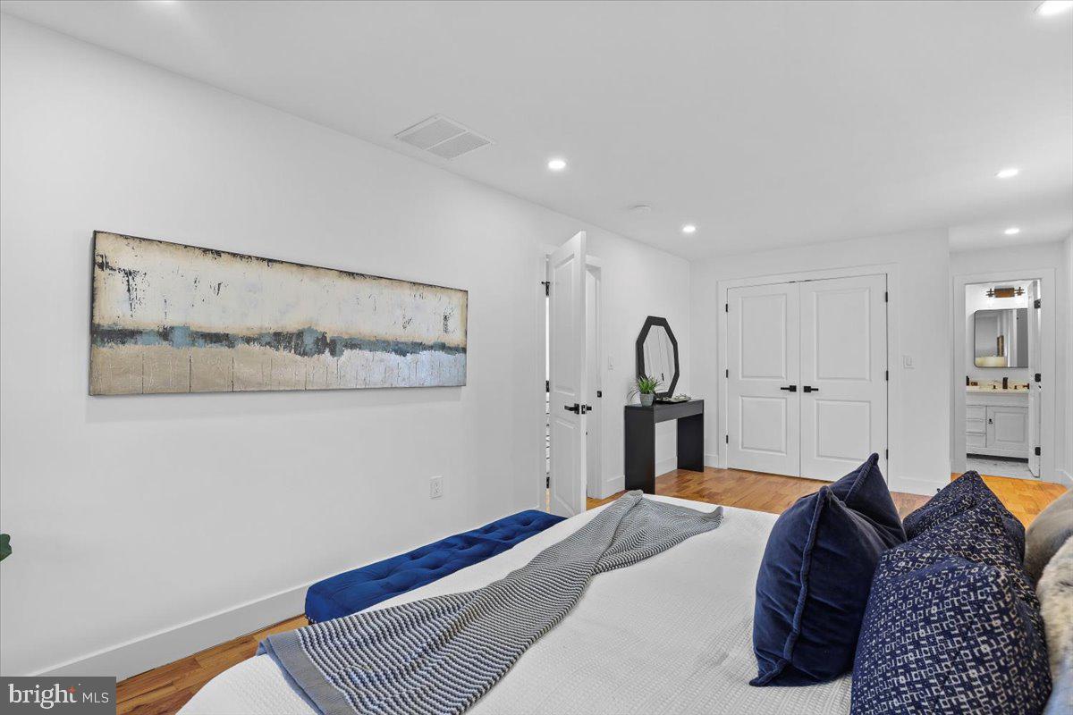 6219 WESTERN AVE NW, WASHINGTON, District Of Columbia 20015, 5 Bedrooms Bedrooms, ,3 BathroomsBathrooms,Residential,For sale,6219 WESTERN AVE NW,DCDC2210174 MLS # DCDC2210174