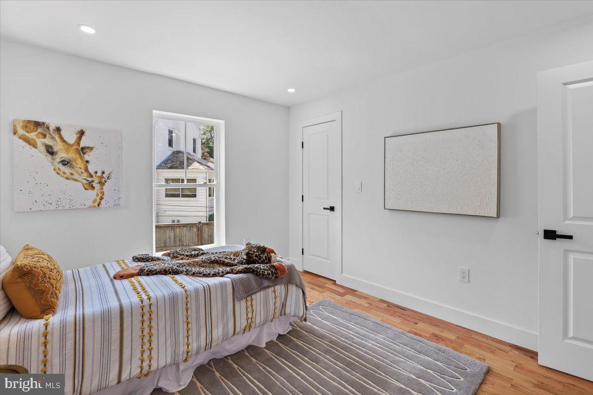 6219 WESTERN AVE NW, WASHINGTON, District Of Columbia 20015, 5 Bedrooms Bedrooms, ,3 BathroomsBathrooms,Residential,For sale,6219 WESTERN AVE NW,DCDC2210174 MLS # DCDC2210174