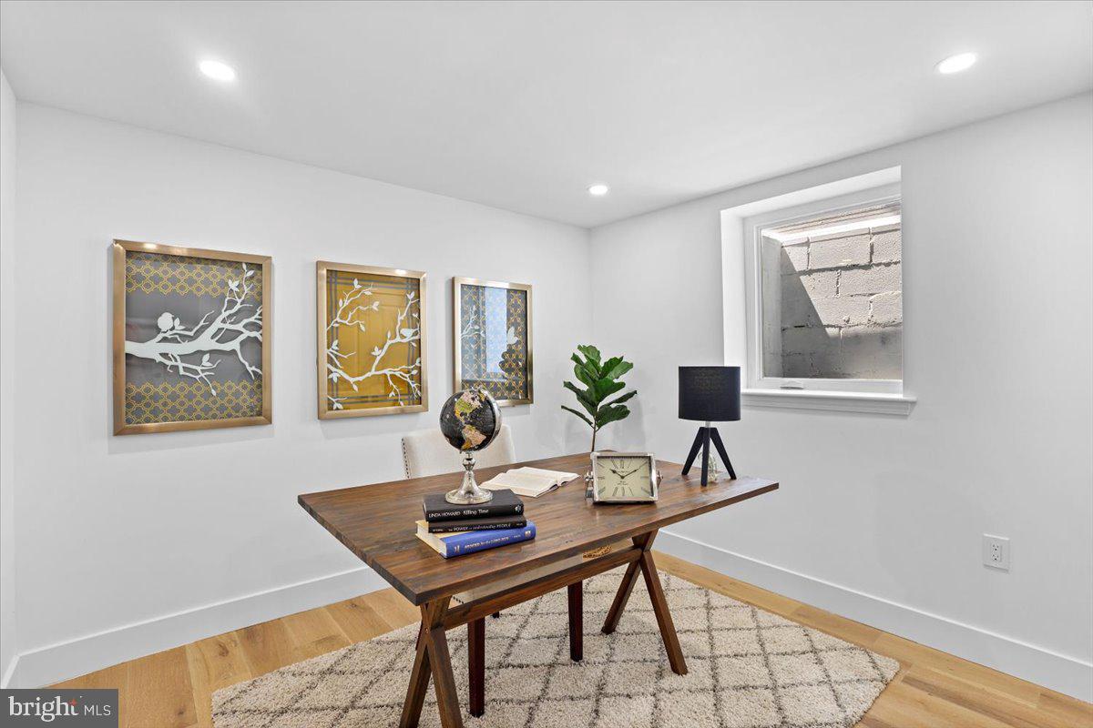 6219 WESTERN AVE NW, WASHINGTON, District Of Columbia 20015, 5 Bedrooms Bedrooms, ,3 BathroomsBathrooms,Residential,For sale,6219 WESTERN AVE NW,DCDC2210174 MLS # DCDC2210174